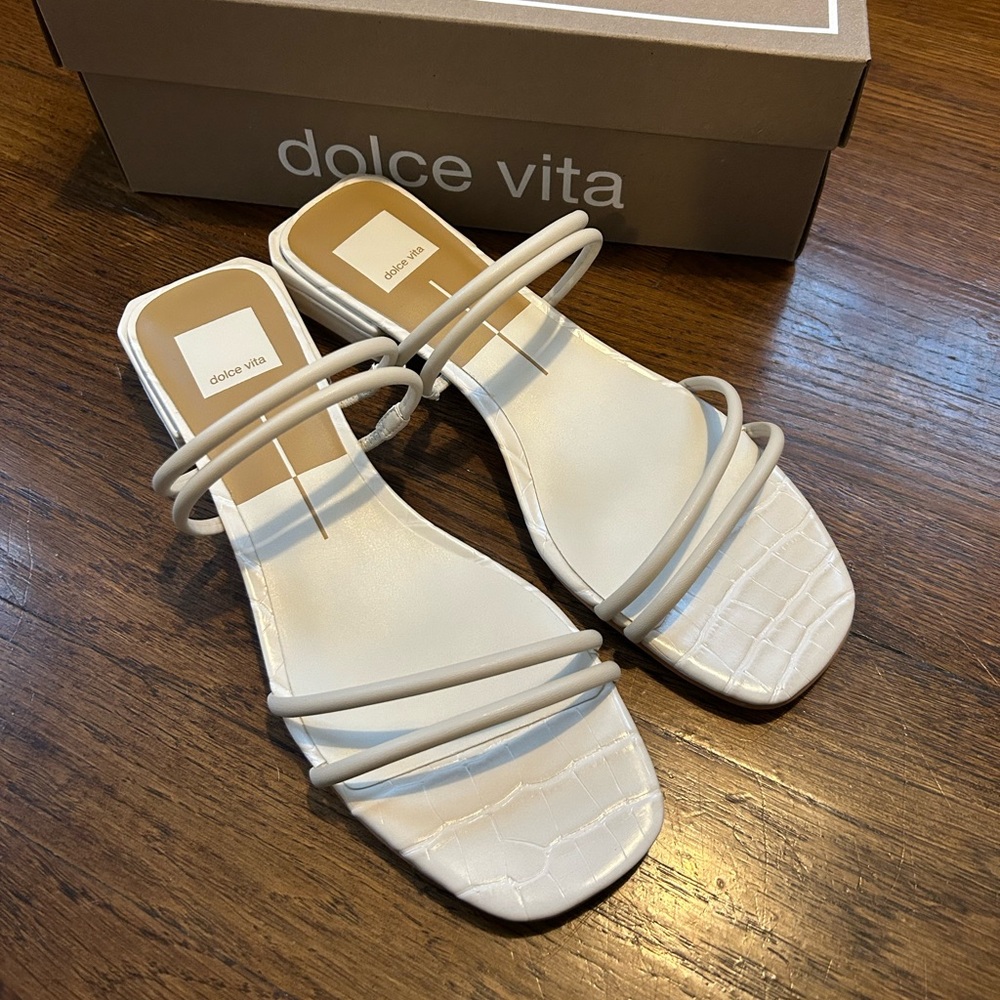 Women’s low block heel dress sandals - Dolce vita Haize - Ivory Stella Size 9.5